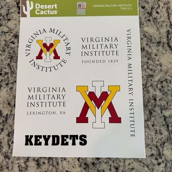 VMI License plate cover with free Mascot stuffed animal and stickers - Picture 3 of 6